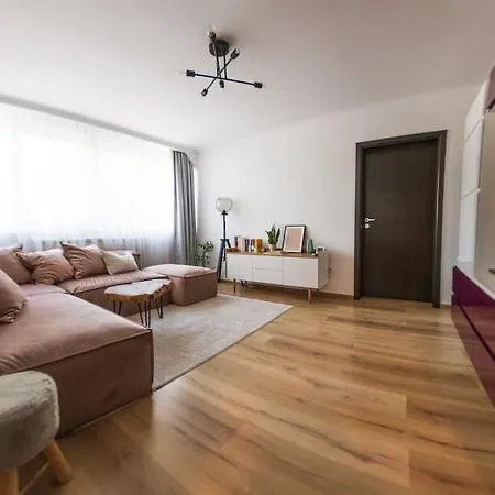 Central Oasis Apartment *