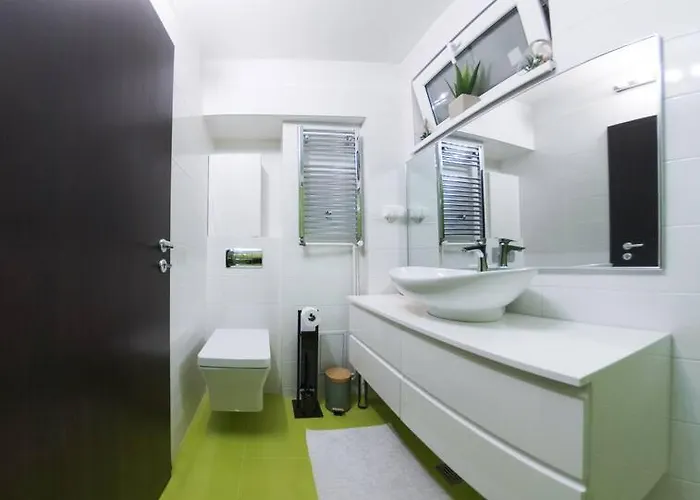 Central Oasis * Bucarest